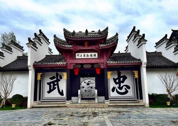 Sally+has+an+interesting+booK改为一般疑问句?-专业问答网站,快速解决您的问题