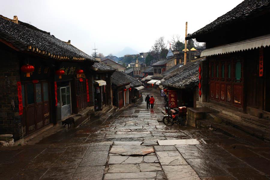 天门中断楚江开,碧水东流至此回这句诗是什么意思-专业的问答类网站